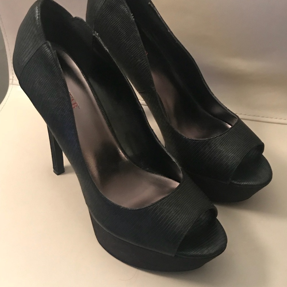 Black heals
